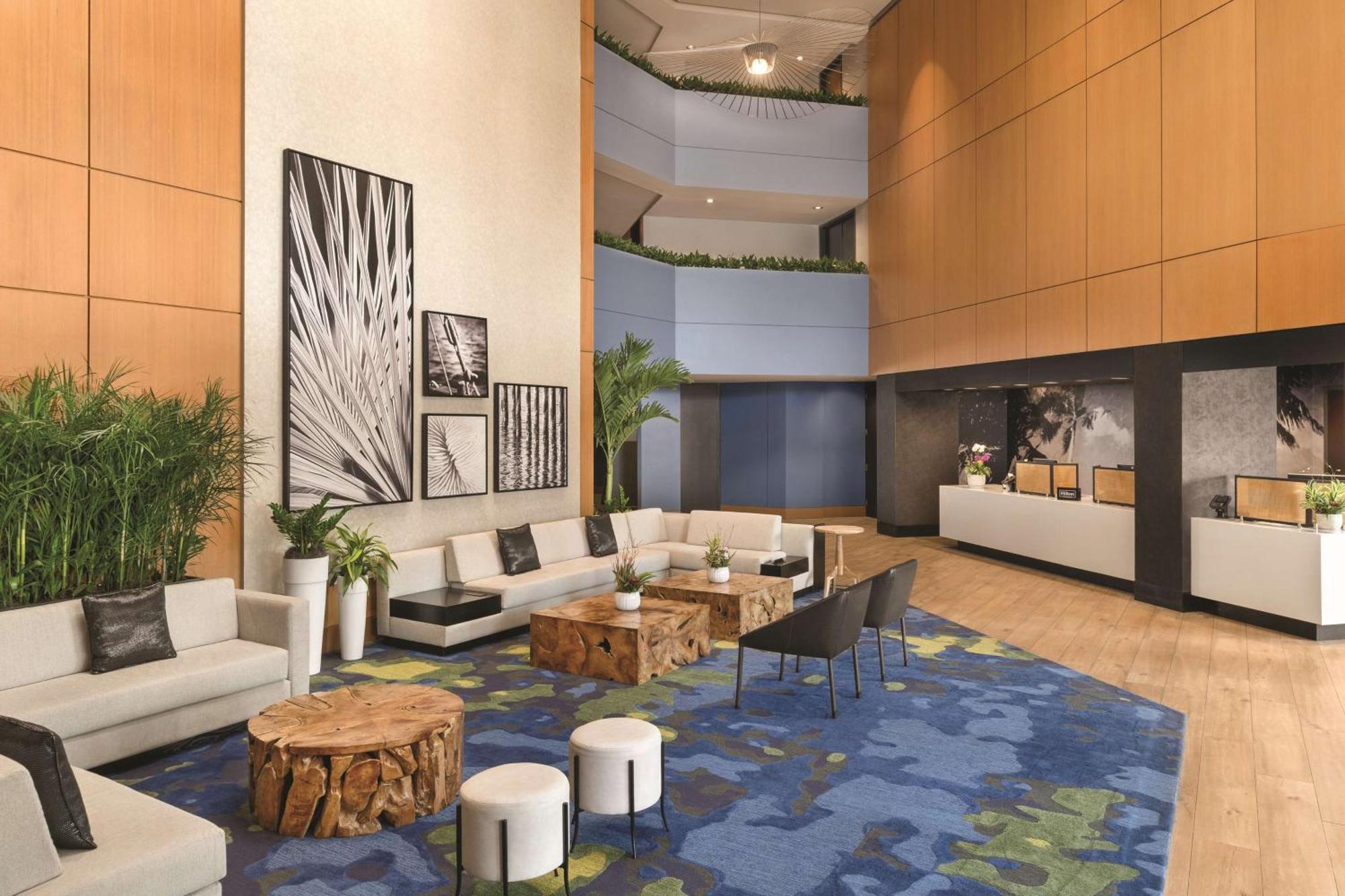 Doubletree By Hilton Tampa Rocky Point Waterfront Hotell Exteriör bild